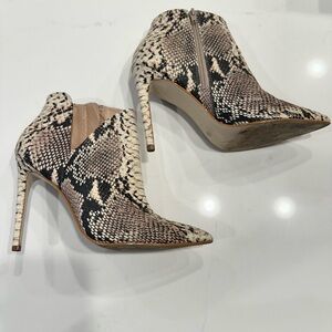 Steve Madden Snakeskin Pattern Heeled Boots